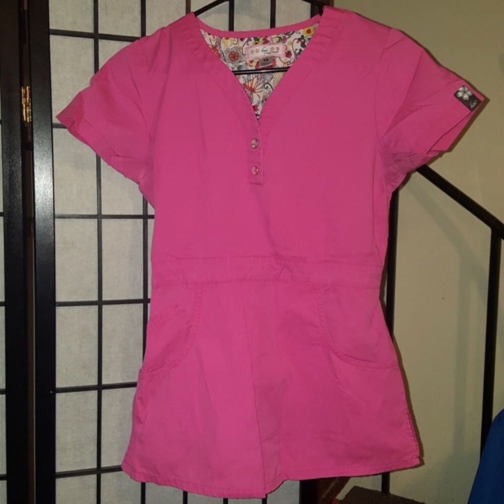 Koi scrubs